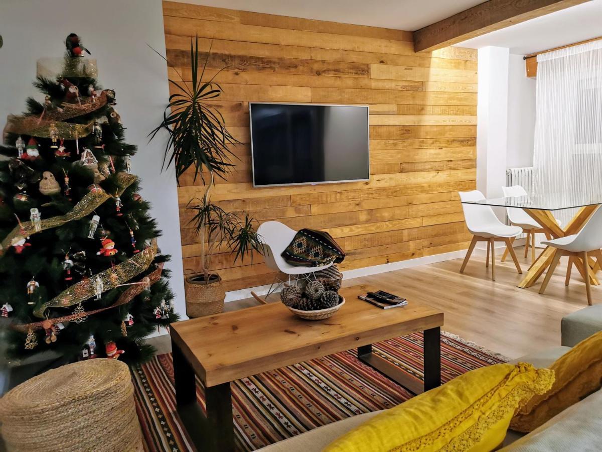 Apartamento Oroel Jaca Exterior foto