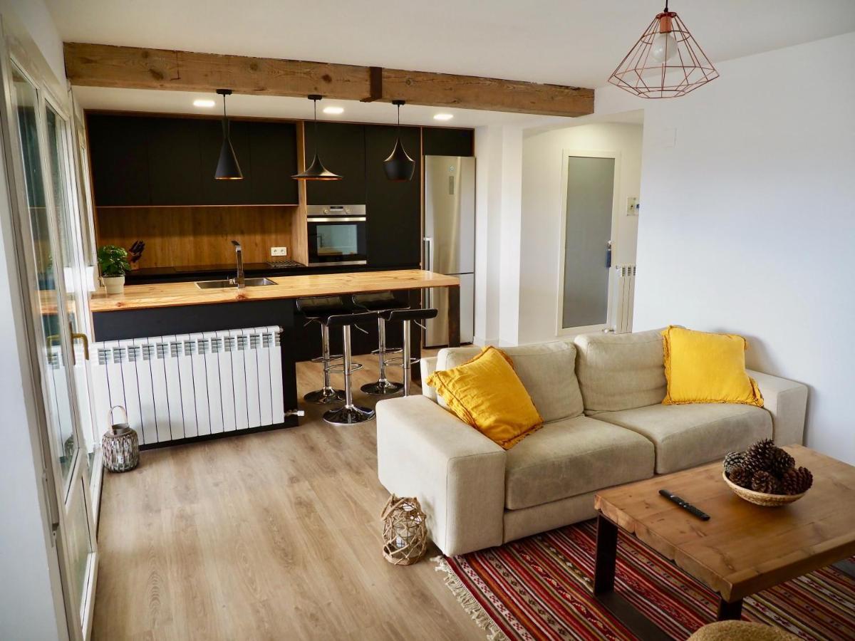 Apartamento Oroel Jaca Exterior foto