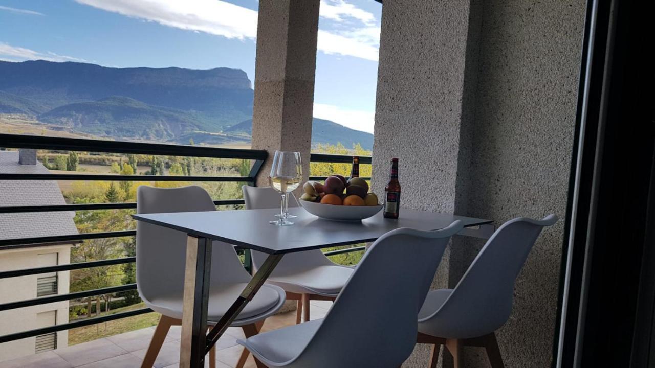 Apartamento Oroel Jaca Exterior foto